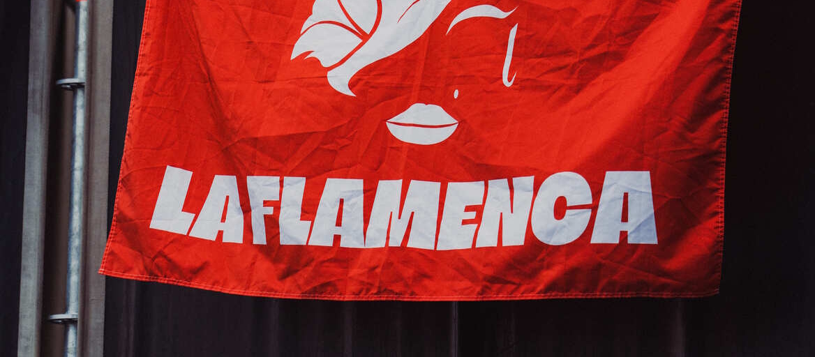 La Flamenca XXL conquista el Estadio Ciutat de València